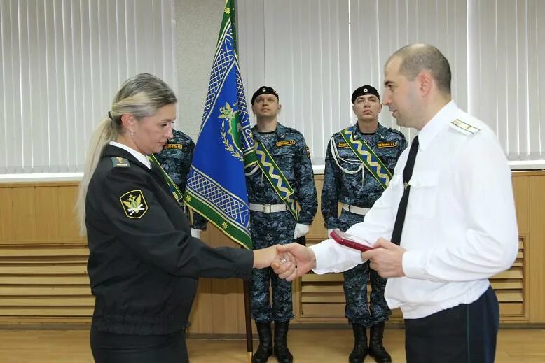 Сайт фссп томск. Надиров Бениамин Эдмундович ФССП Томск. Надиров Томск приставы. Главный судебный пристав Томской области. Руководитель УФССП по Томской области.