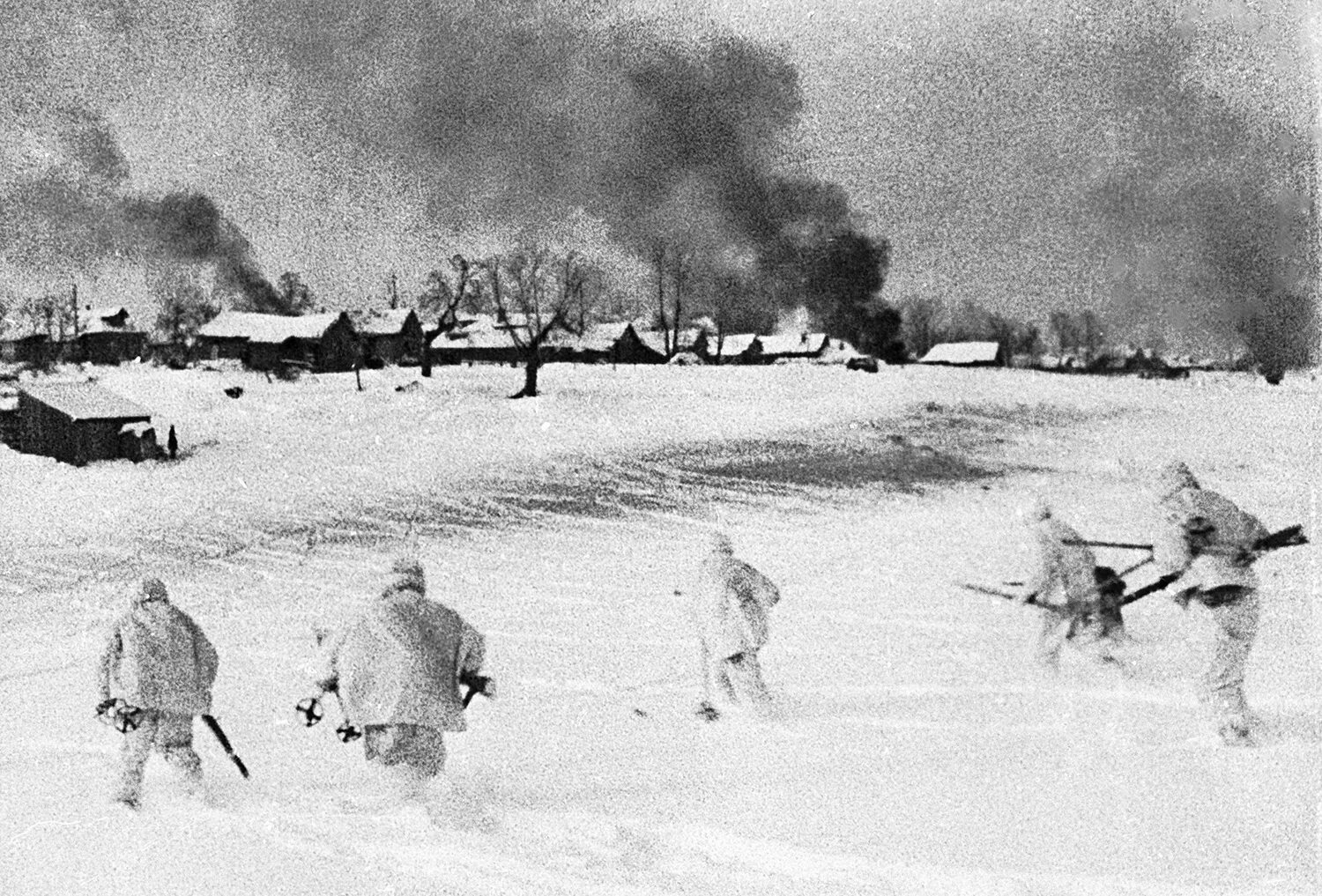 Контрнаступление 6 декабря 1941 г. Разгром немцев под Москвой 1941. Битва под Москвой 1941 контрнаступление. Битва за Москву 5 декабря 1941. Битва за Москву 1941 немцы.