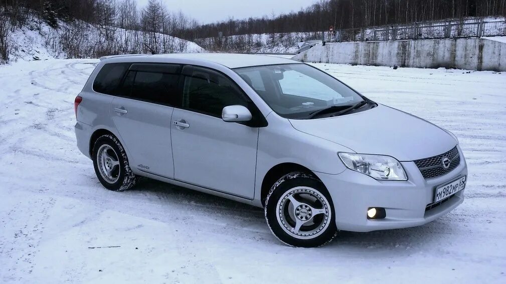 Toyota Corolla Fielder 2009 1.8. Тойота Филдер Королла 2009 белая. Тойота Королла Филдер 2012 рест. Тойота Филдер 2007. Купить филдер омск