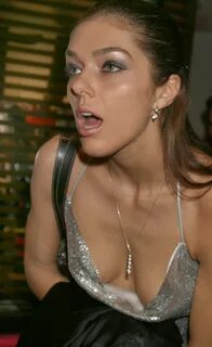 Adrianne Curry.