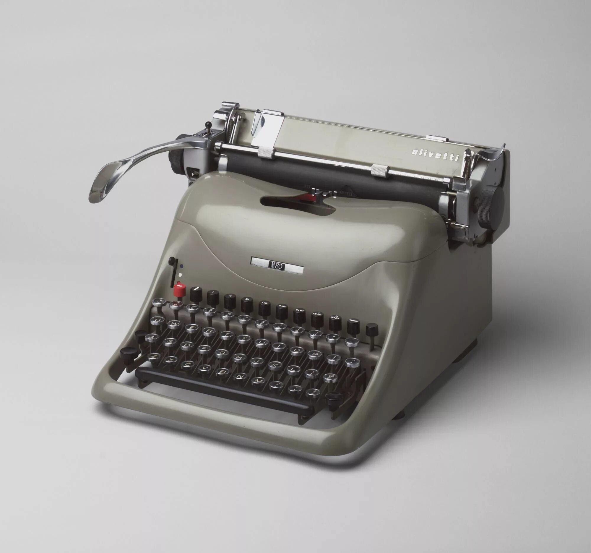 Авто рерайт. Марчелло Ниццоли. Лексикон 80 Оливетти. Печатная машинка Olivetti. Ниццоли лексикон.