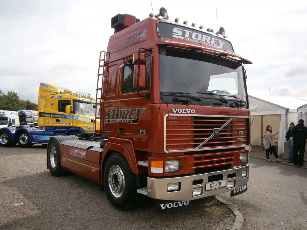 Куплю тягач б у вольво россия. Вольво ф12. Volvo f16. Volvo f16 1990. Вольво ф 16 тягач.