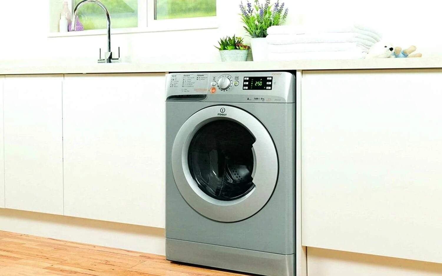 Стиральная машина качественная надежная недорогая. Bosch integrated Washer Dryer. Стиральная машина brand Washer Dryer.