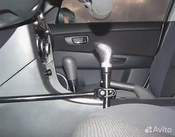 Ручное управление рабочего места. Разъём обд тойота чайзер 100. Ручное управление рабочего места. Машина для инвалидов с ручным управлением. Ручное управление на автомобиль для инвалидов ваз 2107.