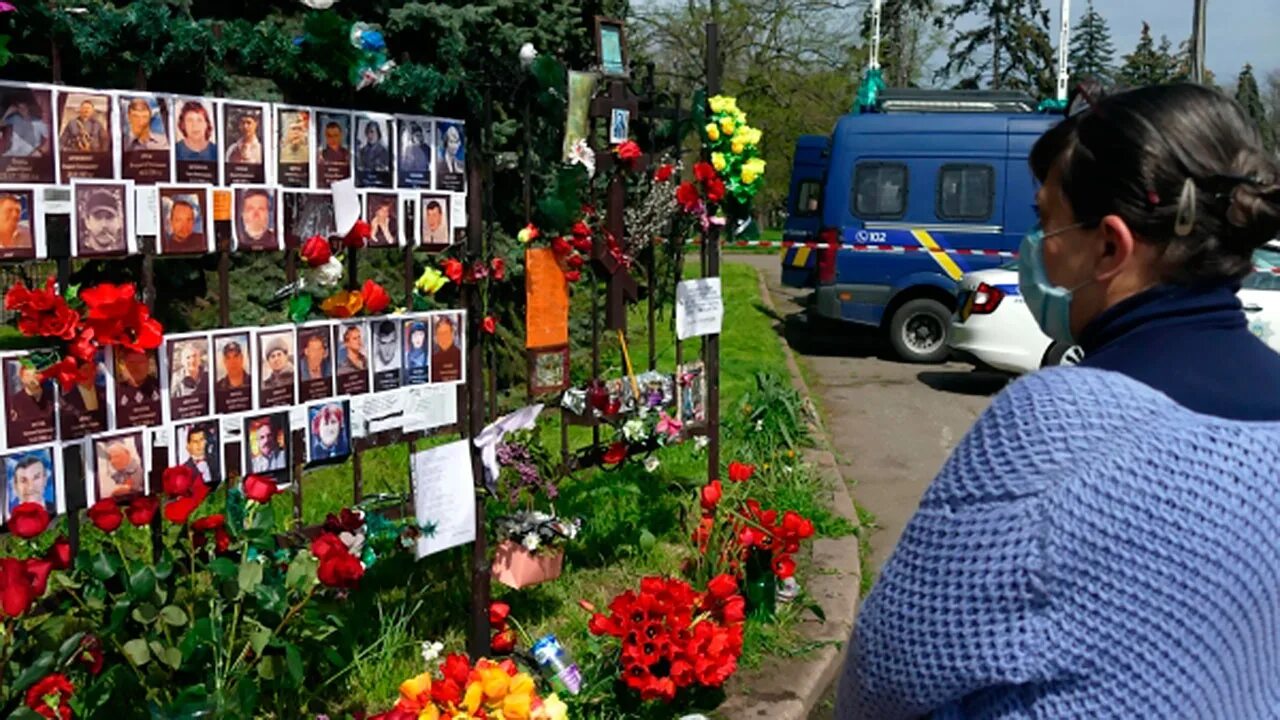 Трагедия в одессе 2 мая. Дом профсоюзов в одессе 2 мая 2014. одесса 2 мая дом профсоюзов. одесская трагедия 2 мая 2014 года дом профсоюзов. одесса 2014 дом профсоюзов.