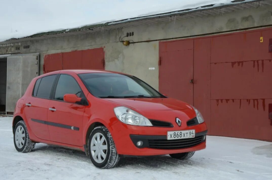 Продам renault. Рено Клио хэтчбек 2008. Рено Клио 2008г. Renault хэтчбек 2008. Рено Клио 2 2008г.