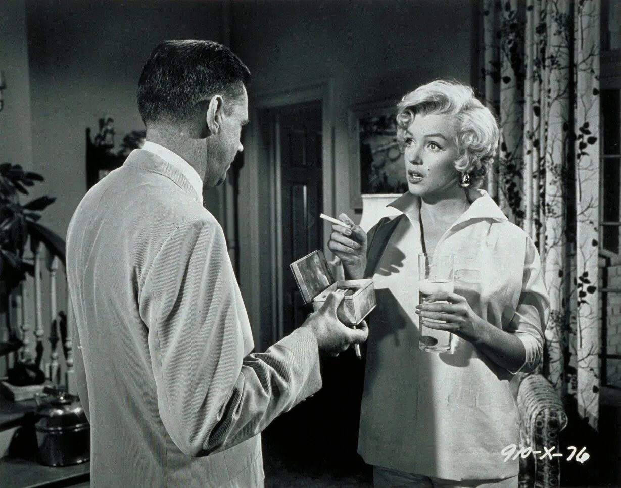 медаль мне 7 лет. 7 года. 7 года. 7 года. монета 2 рубля 1999 ммд xf.