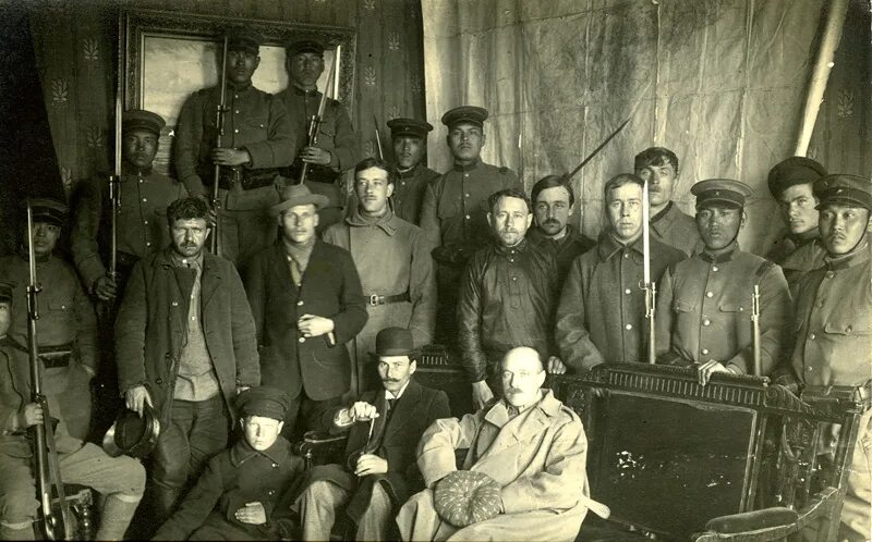 1920 г р. Авиация ркка в 1920 годы. Рабоче-крестьянская милиция 1920. Красноярск 1920 год фото. 1920 г р.