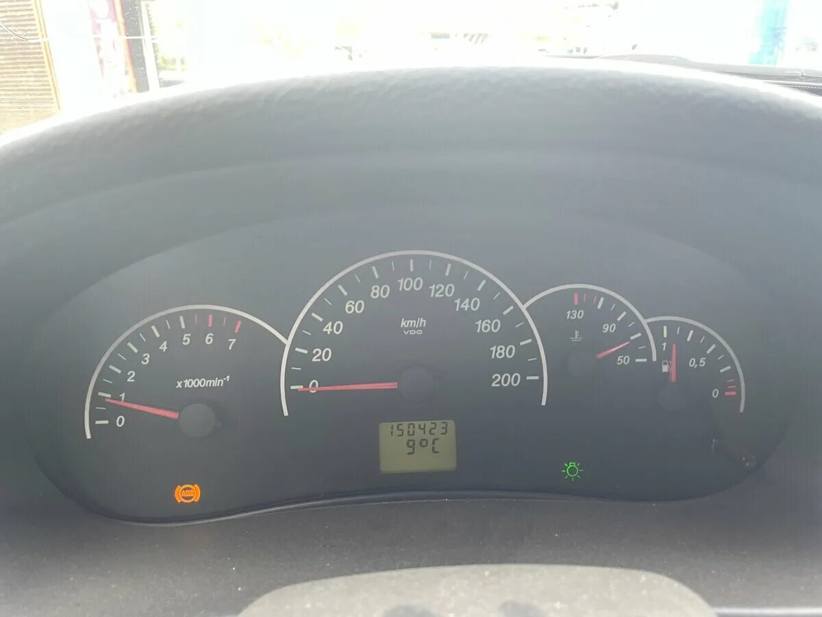 спидометра mercedes ml 200 км/ч. приора спидометр 200. спидометр бмв скорость 200. ваз 2109 панель спидометр 180. хендай акцент на спидометре 200 км.