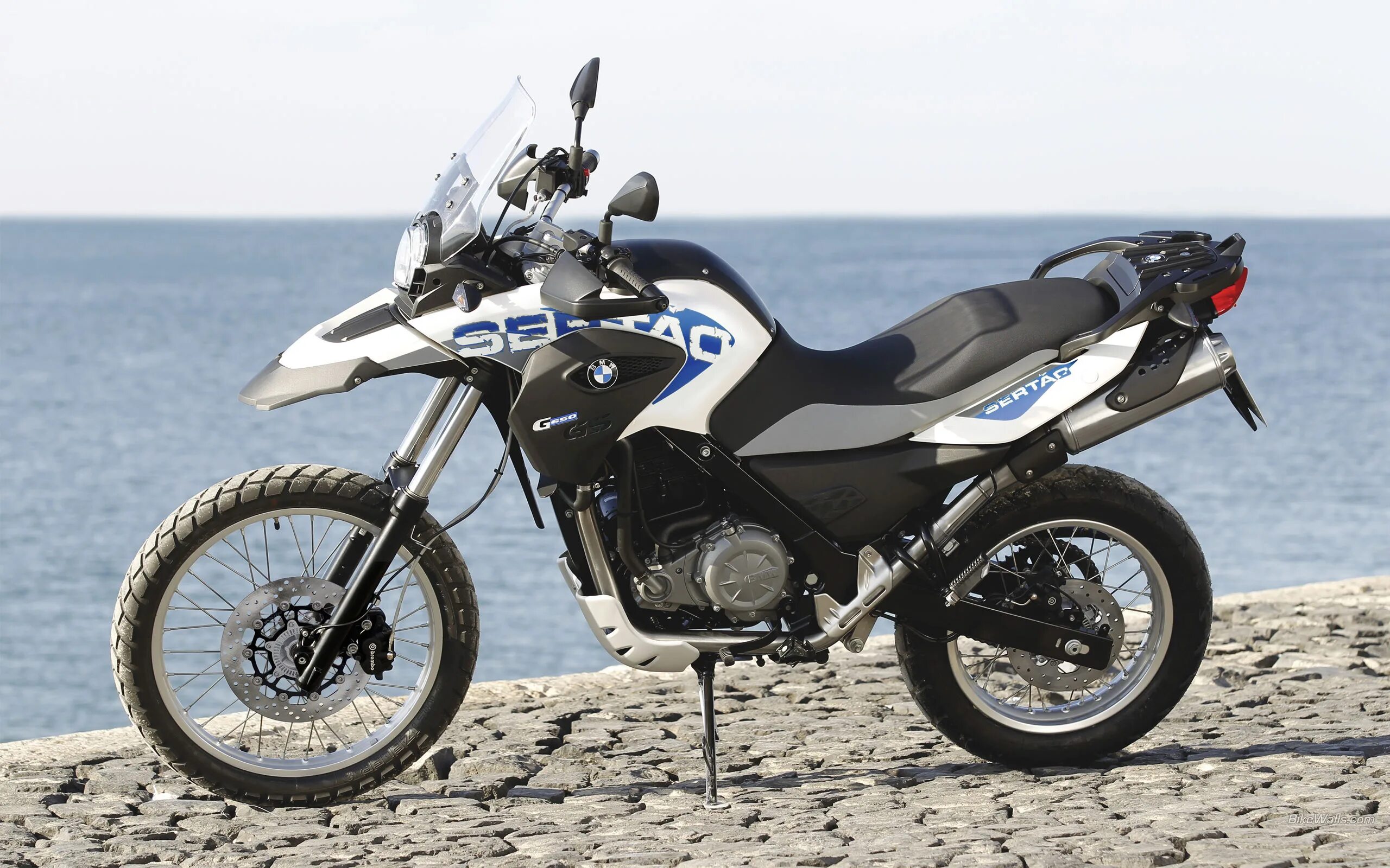 Мотоцикл бмв 650. BMW g650gs Sertao. Мотоцикл БМВ g650gs. BMW GS 650 Sertao. Мотоцикл БМВ 650 GS.