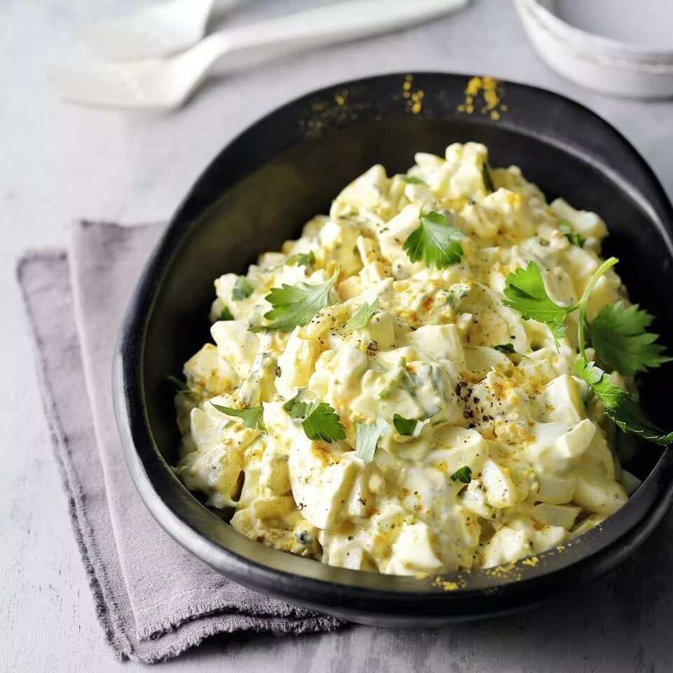 Какой салат можно сделать из яиц вареных. Какой салат можно сделать из яиц вареных. Какой салат можно сделать из яиц вареных. Красивые весенние салаты. Салат с яйцами вареными.