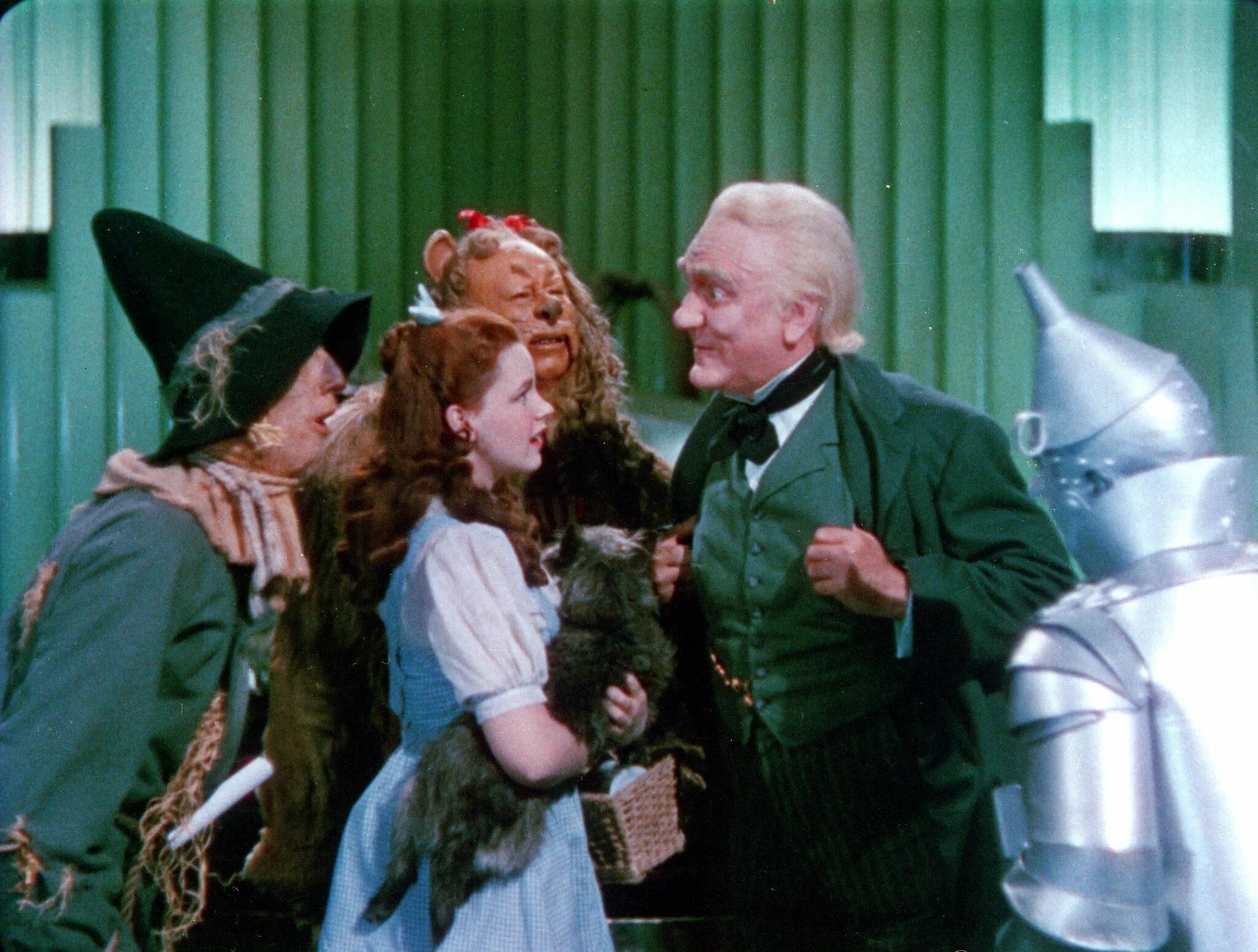 Movie wizard. The wizard of oz 1939. фрэнк оз американский кинорежиссёр.