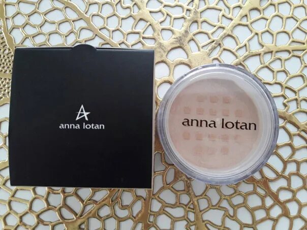 пудра камуфляж для проблемной кожи. пудра anna lotan. пудра камуфляж №1, 14 гр анна лотан. пудра камуфляжная spf 17 №1 / concealing powder foundation natural makeup 14 г. Anna lotan пудра рассыпчатая.