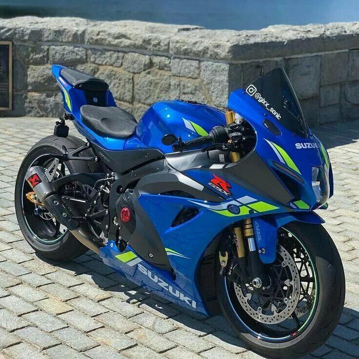 Мотоцикл сузуки спорт. Suzuki gsx-r 600 2017. Сузуки gsxr 600. Мотоцикл сузуки спорт. Байк судзуки.