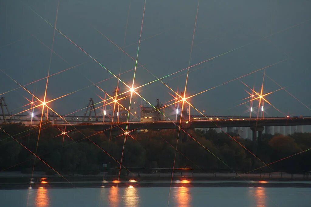 Свет в александровке. Ночная Александровка Ростов. Каменская ВЭС фото ночью. Ночной романтик в Ростове на Дону. Каменск-Шахтинский ВЭС фото ночью.