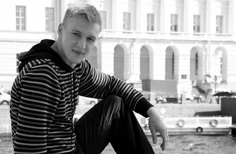 15 декабря - День рождения Алексея Красноцветова.