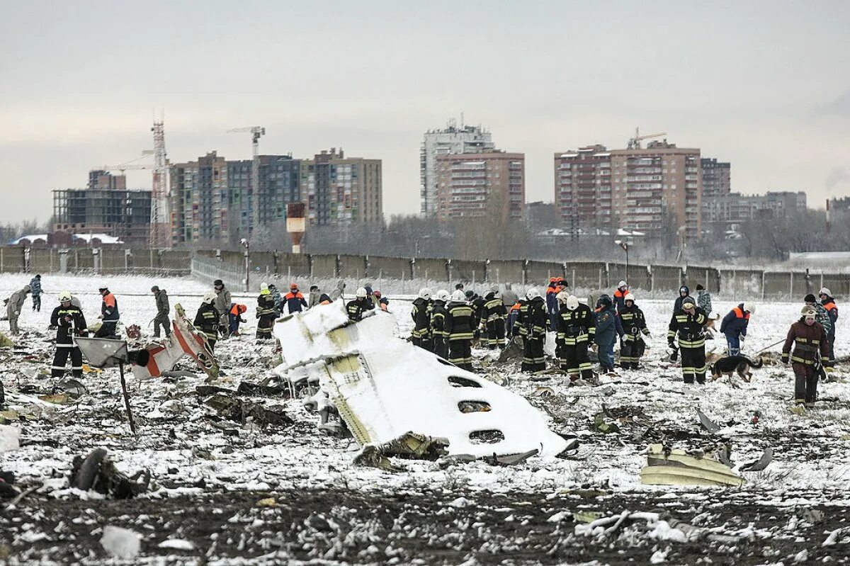 Дубай крушение. Катастрофа Boeing 737 в Ростове-на-Дону. Авиакатастрофа Боинг 737 Ростов на Дону. 2016 - Катастрофа Boeing 737 в Ростове-на-Дону..