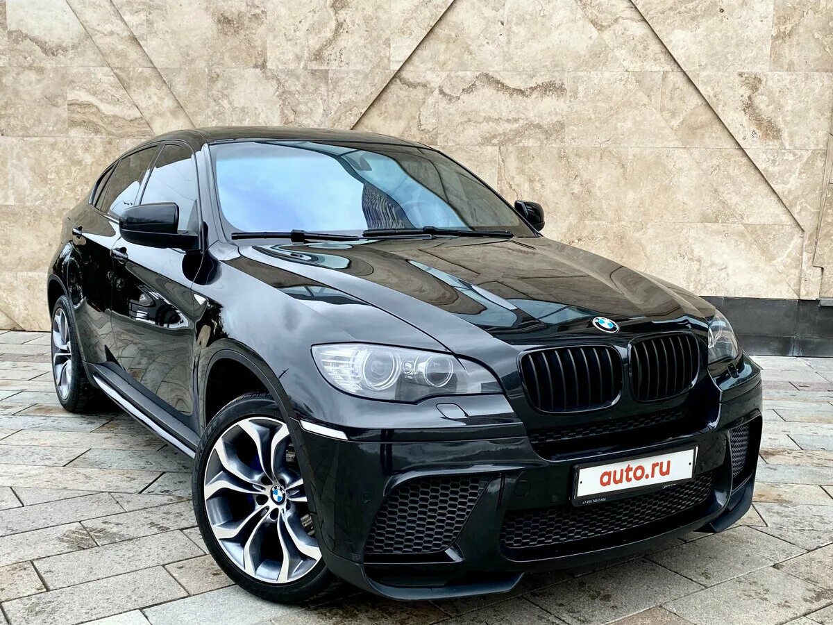 3 x6 8. БМВ x6 e71. BMW x6 е71 Рестайлинг. БМВ x6 e71 черная. BMW x6 e71 2012.