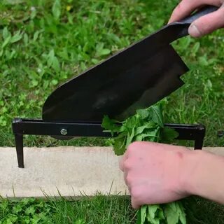 Измельчитель травы механический