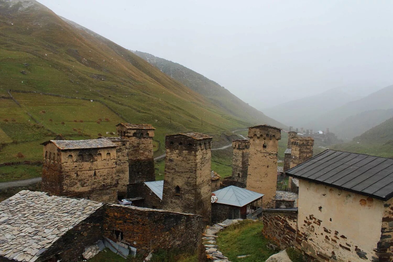 грузия недорого. рача сванетия. грузия недорого. грузия море. ушгули сванетия.