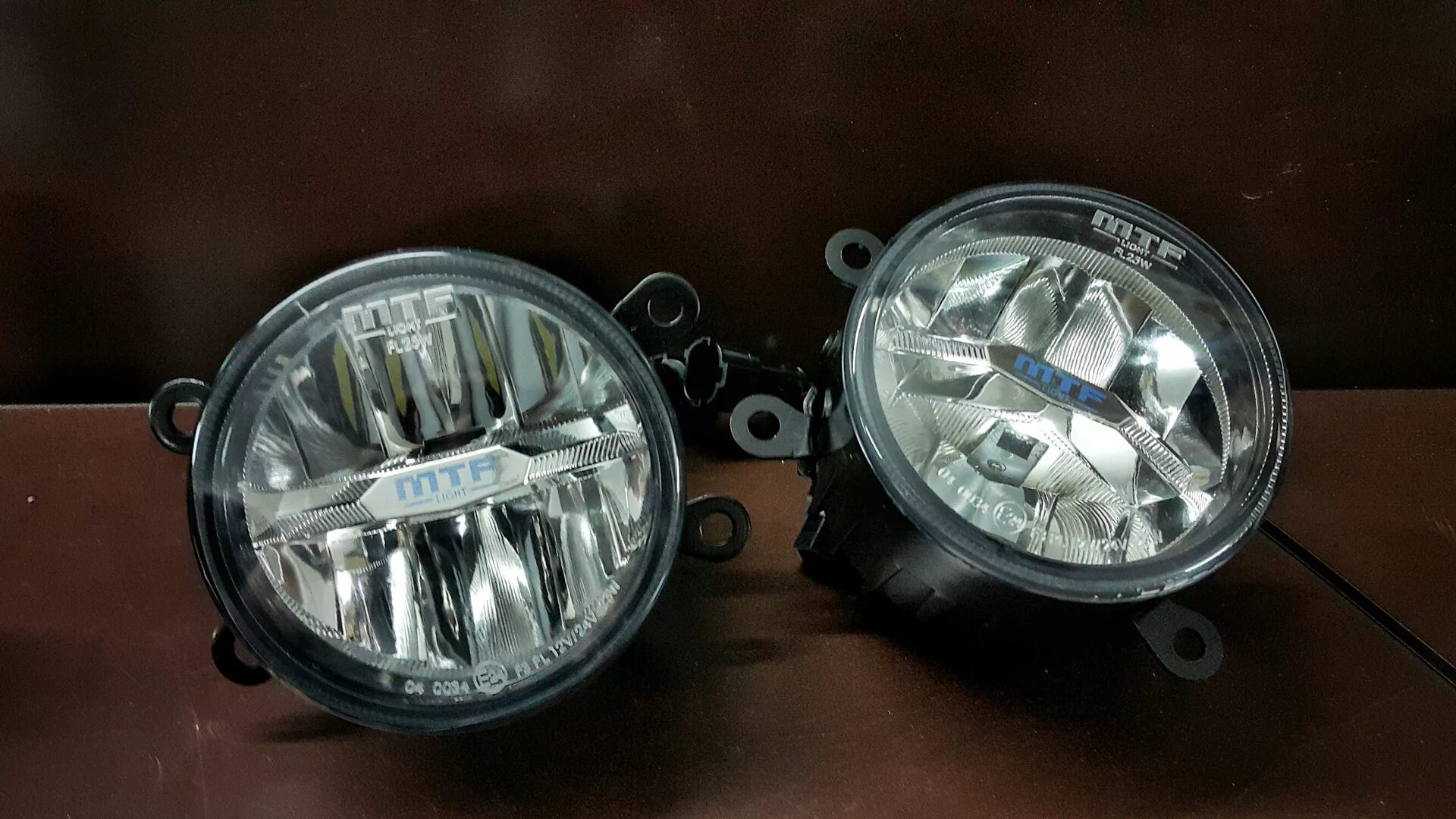 Купить противотуманки форд. Лед ПТФ Ford Focus 1. Led ПТФ Форд фокус 3. Ford Focus 1 лед туманки. Led ПТФ Ford Focus 2, 3.