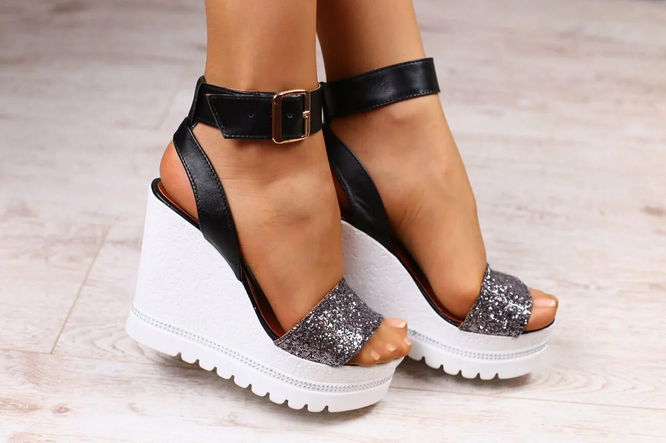 Найти женскую обувь. Найти женскую обувь. Туфли женские. Женская обувь. Деловой стиль обувь женская.