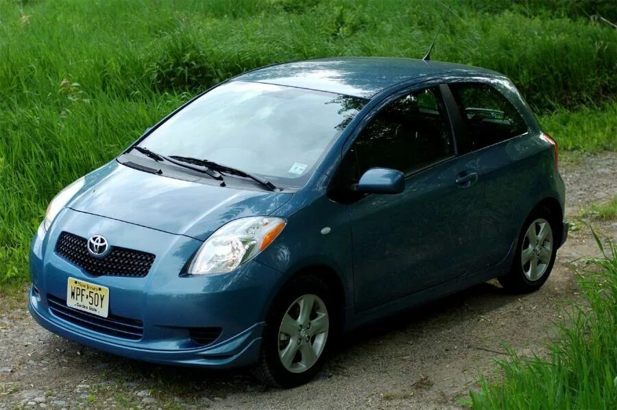 Тойота ярис 2008. Toyota Yaris 2008. Тойота Ярис гибрид 2008. Тойота Ярис хэтчбек 2008.