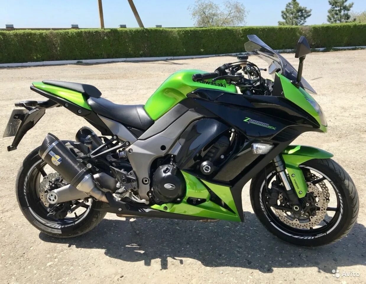 Купить мотоцикл 1000. Kawasaki z1000sx. Kawasaki ZR 1000. Kawasaki Ninja zr1000. Кавасаки z1000 2022.