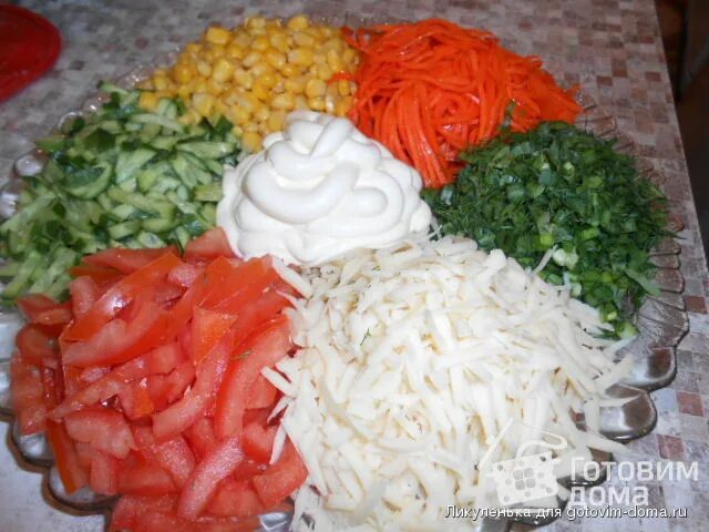 Салат кучками. Салат кучками с мясом. Кучками салаты фото. Салат кучками. Салат радуга морковча.