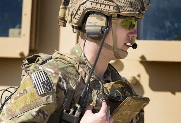 Soldiers radio. РЭОПА Thales. Thales Defense. Thales TOPSIGHT. Thales шлем Украина.