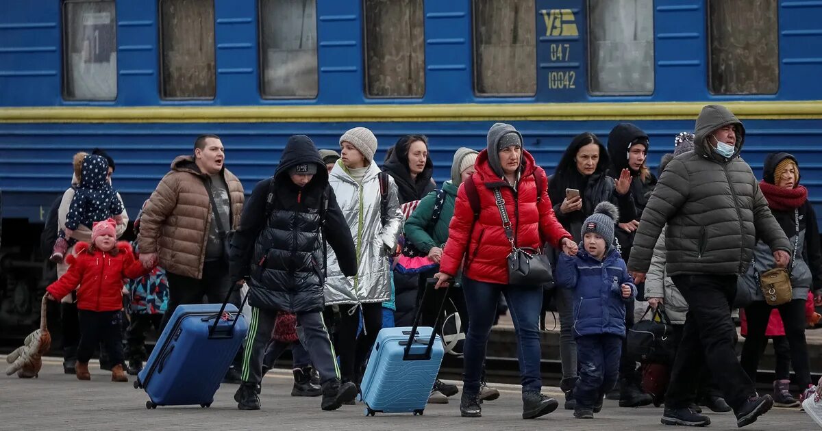 Эвакуация из поезда. Украинские электрички. Эвакуационный поезд из Харькова. Впл украины