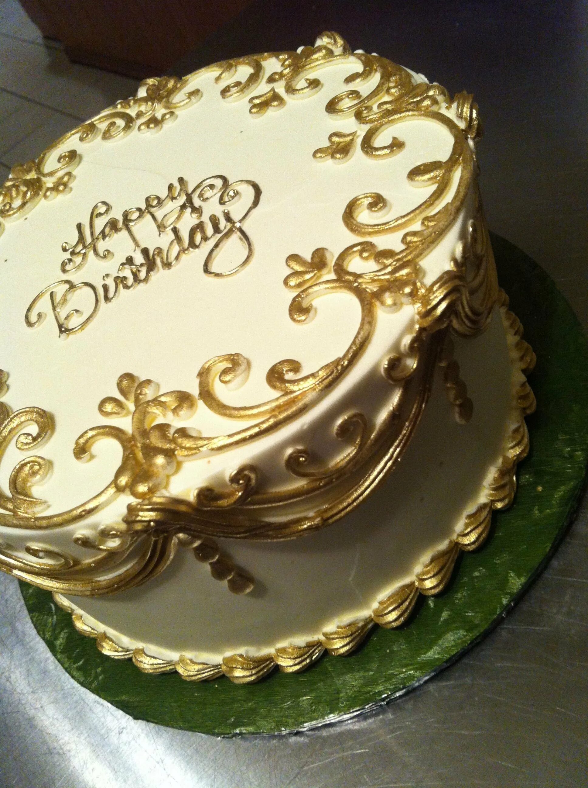 Торт на юбилей. Торт с золотом на юбилей. Красивые торты на юбилей. Красивые тортики на день рождения золотой.