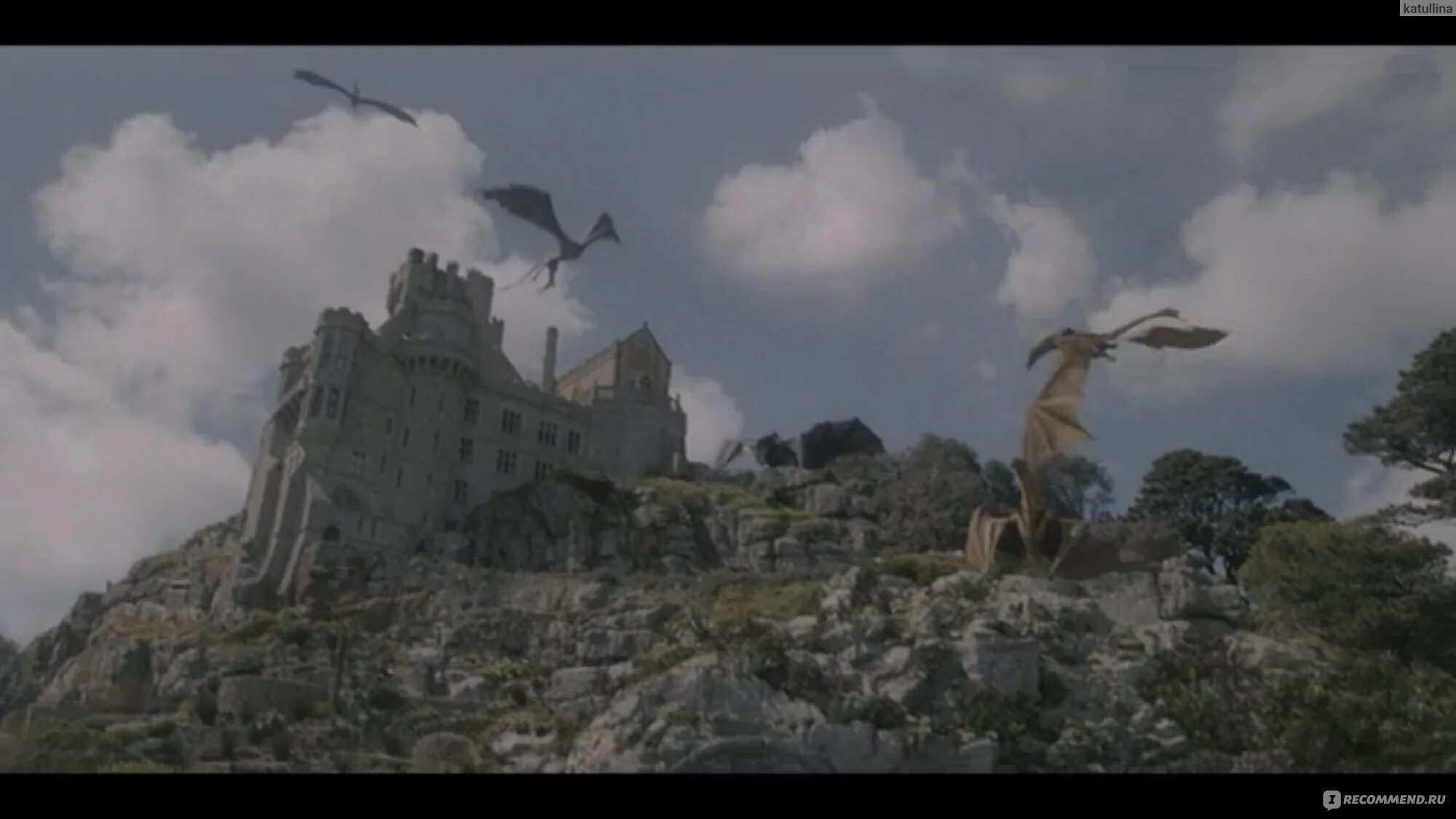 House is dragon. Сиракс дракон. Принцесса рейнира таргариен. House is dragon. Рейнира таргариен милли олкок.