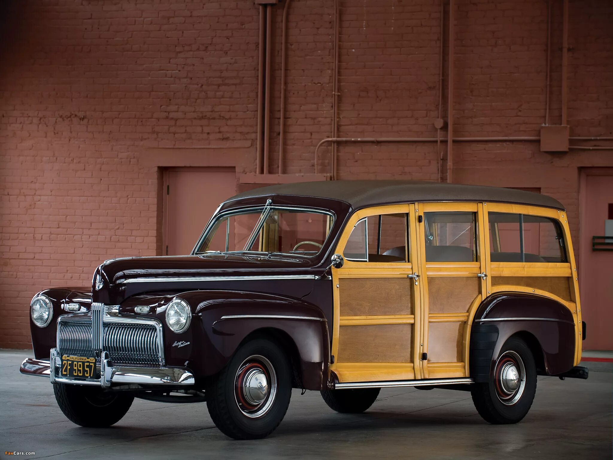 Best old cars. Ford super Deluxe v8. Ford 1942. 1942 Ford Deluxe. Ford v8 1942.