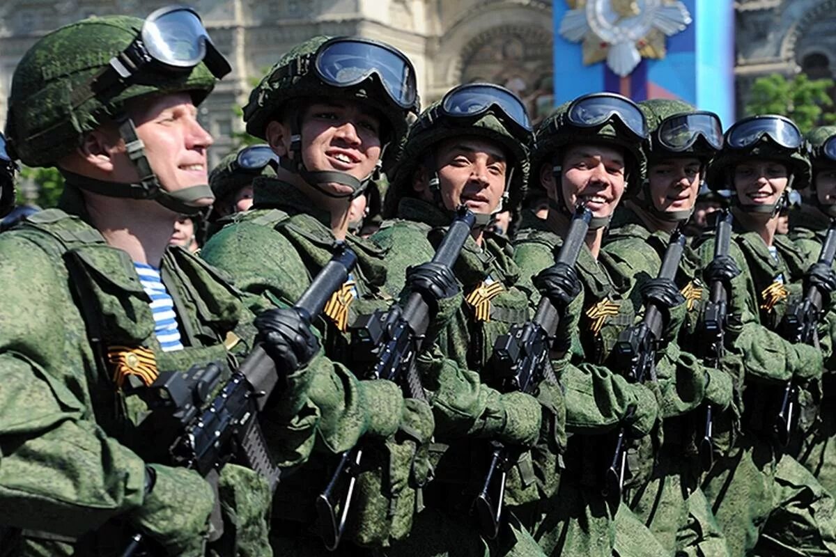 Современная армия. Солдат армии России. Русские войска. Профессиональная армия.