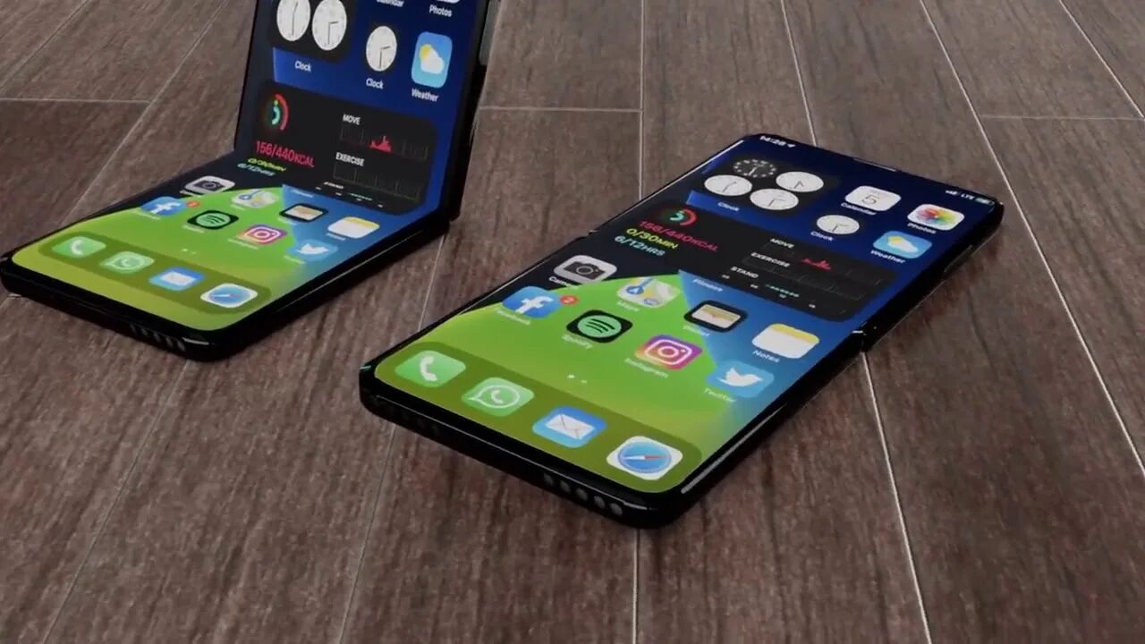 Apple 12 Flip. Iphone 12 Flip Concept. Apple z Flip. Самсунг z Flip и айфон 12.