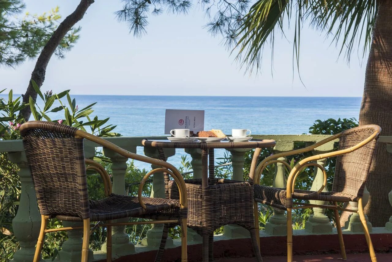 Incekum west hotel 4 аланья. Инжекум вест отель. miarosa incekum west resort (ex. incekum west hotel; alara west). отель миароса турция. miarosa incekum west 4 турция.