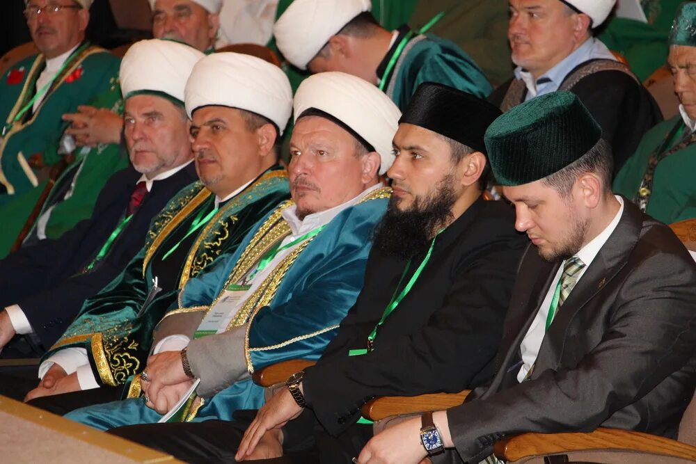 мунир хазрат беюсов. нужно имам. имам байылды. имам следовать. имам ахматов.