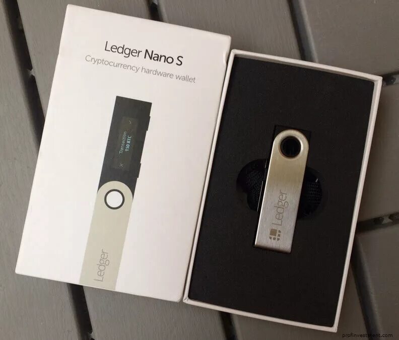 Ledger nano s криптокошелек. Ledger nano s криптокошелек. Холодные кошельки ledger nano s. Холодный кошелек леджер. Ledger nano s криптокошелек.