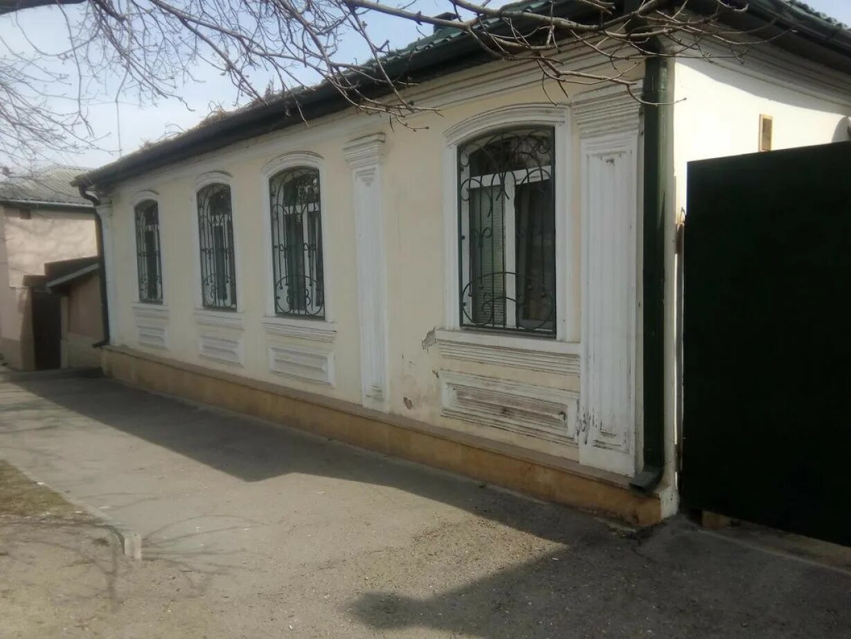 Ул лермонтова кисловодск. Лермонтова 16. Лермонтовская улица пятигорск. Кисловодск ул лермонтова. Усадьба реброва кисловодск.