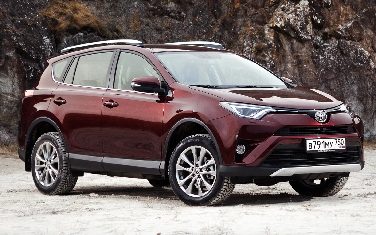 Тойота рав 4 2018. Тойота рав 4 2015. Тойота рав 4 2016 бордовый. Toyota rav4 4.