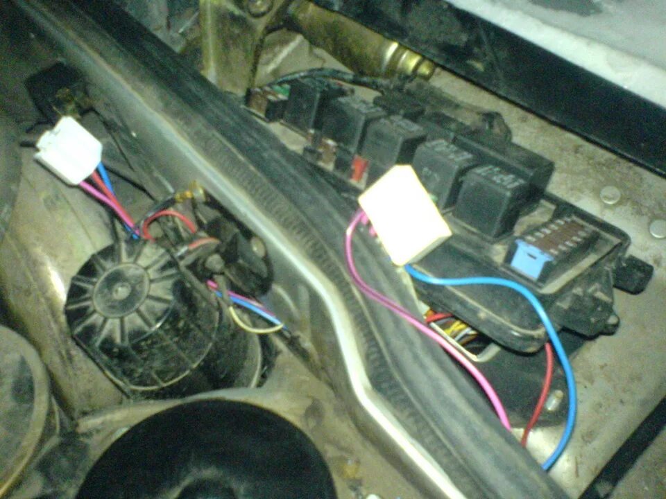 2114 провода туманки. Реле туманок ваз 2114. проводка туманок ваз 2114. провода на птф ваз 2114. реле противотуманных фар 2114.