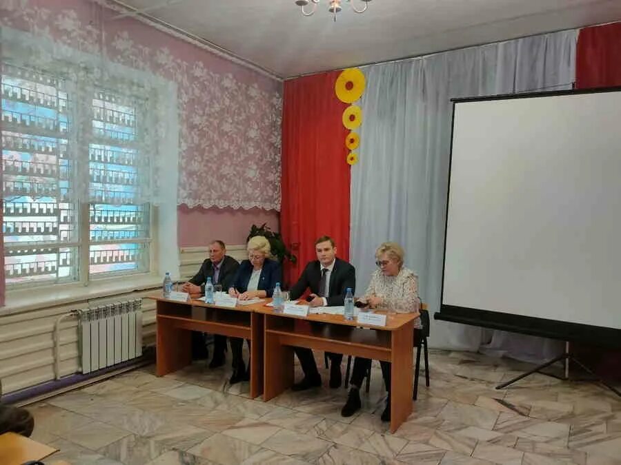 Вершино биджинская сош. Собрание граждан. Погода вершино биджа. Деревня биджа хакасия. Республика хакасия, усть-абаканский р-н, с.
