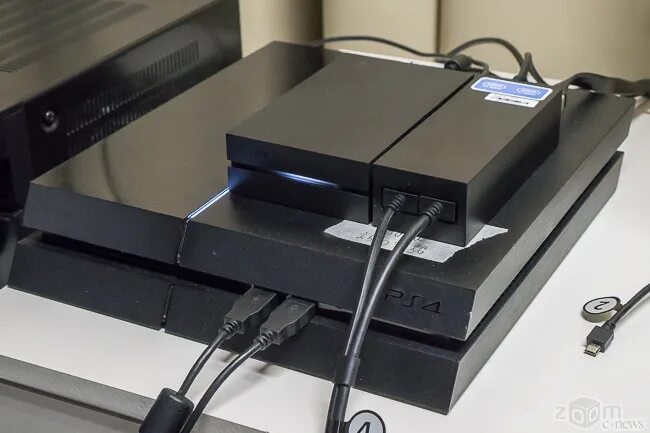 Подключить шлем vr ps4. Блок вр пс4. станция для подключения vr ps. подсоединить шлем виртуальной реальности к псп 4. подключение ps vr к телевизору.