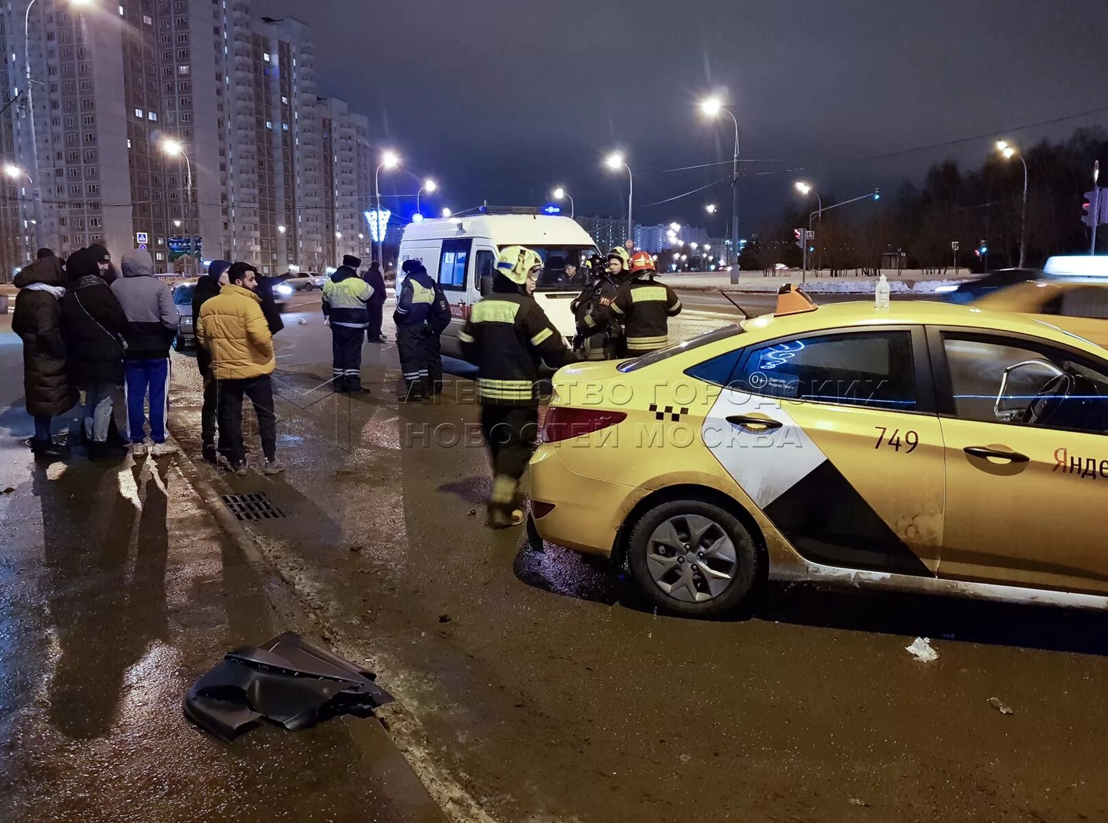 Новости москвы сегодня свежие происшествия москва. Авария такси в Москве вчера. Сегодняшняя авария в Москве.