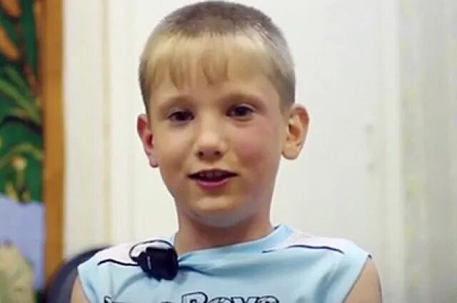 Александру 10 лет. Саша мальчик 10 лет. неадекватный ребенок 10 лет. в химках ищут родителей мальчика.