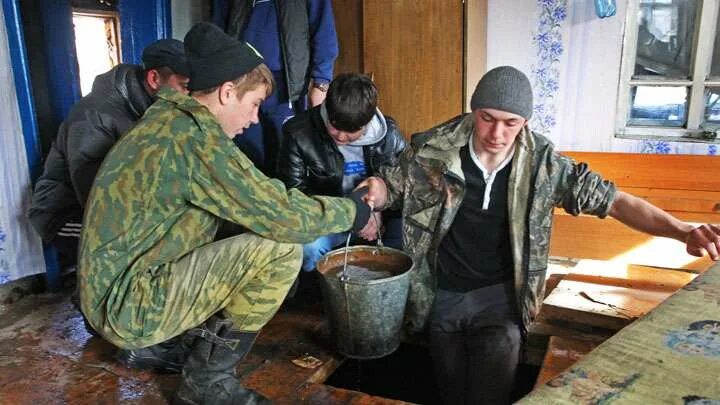 Село Зайцево Алтайский край Тальменский район. Алтайский край деревня Зайцево. Социальный десант фото. Прокурор Тальменского района Алтайского края фото.