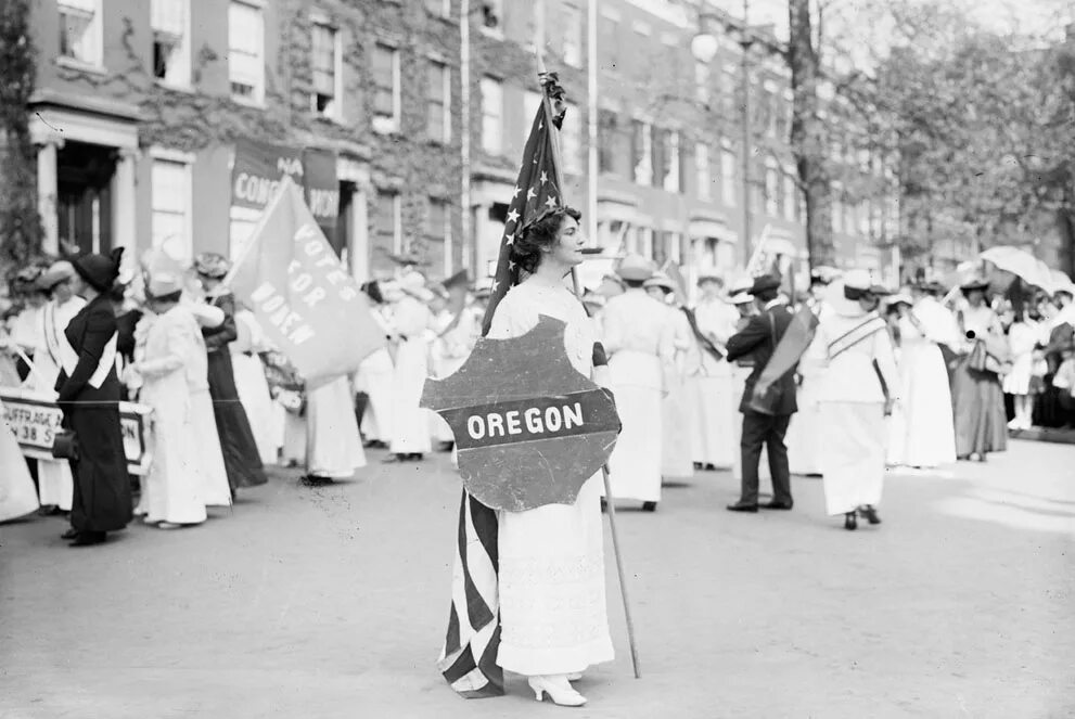 Избирательное право женщин в сша. Суфражистки 1908. Суфражистки 19 века. Суфражистки 19 20 века в Англии. Суфражистки 19 века в России.