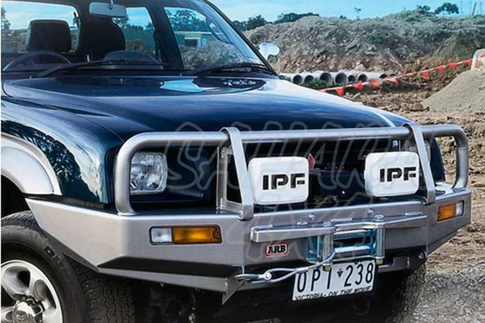 Arb 30. Силовой бампер arb l200. mitsubishi l200 силовой бампер. mitsubishi l200 1996-2005. митсубиси l200 с силовым бампером.