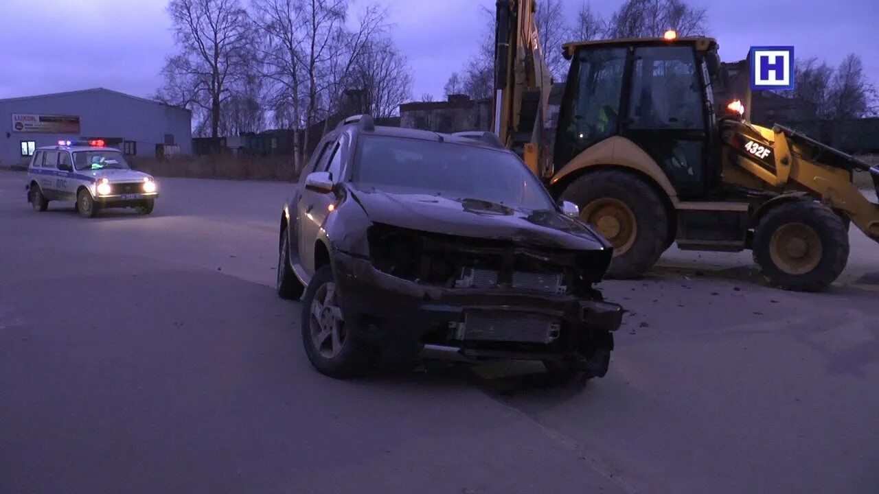 Трактор попал в аварию. Гидромех трактор в ДТП. Авария с трактором уфа